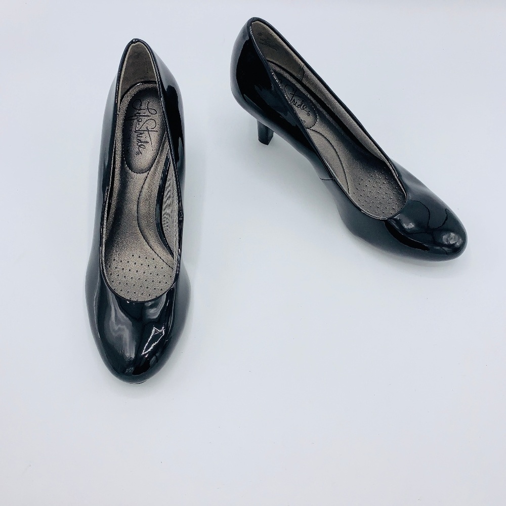 LifeStride Women Parigi Black Patent Pumps Sz 7M